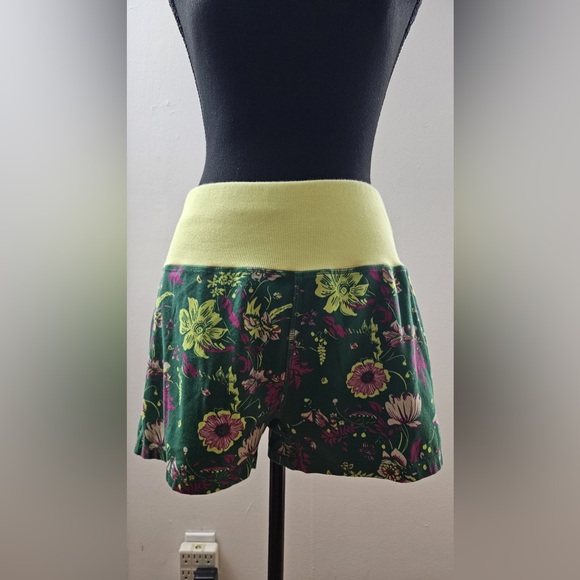 FP Movement by Free People Forest Green Muscle micro set - Picture 4 of 8